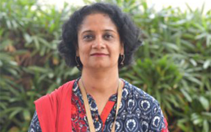 Dr. Arti Arya