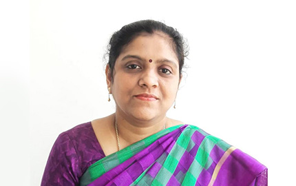 Dr. Sivasankari V